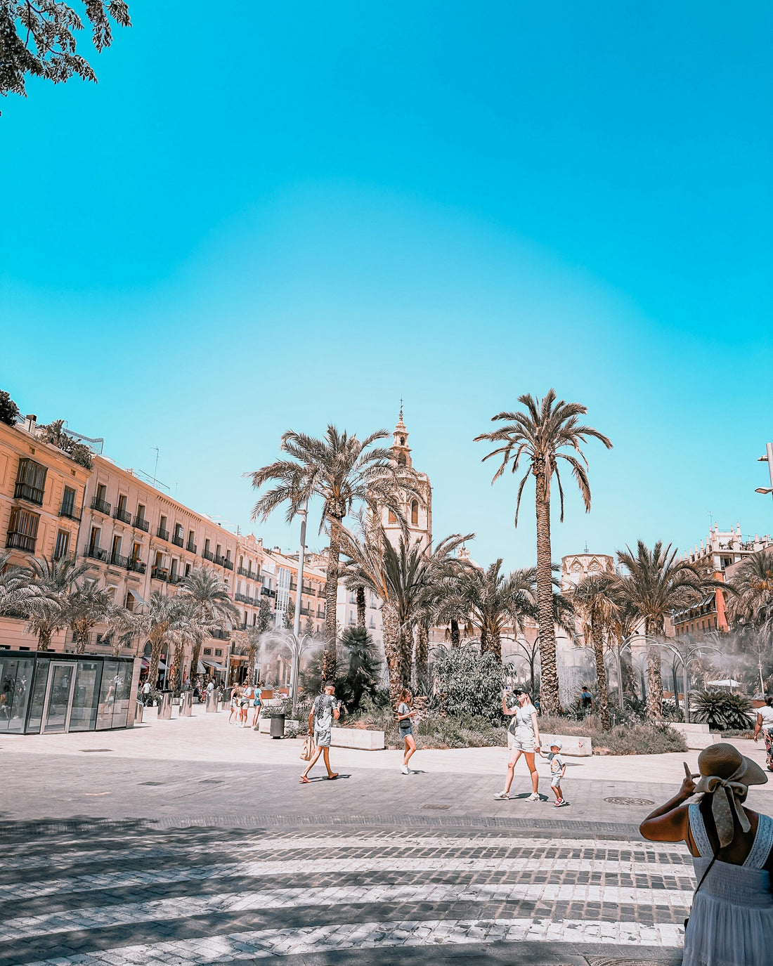Moving to Spain With Kids in 2026: Visas, Schools, Costs and the Family-of-4 Income Maths