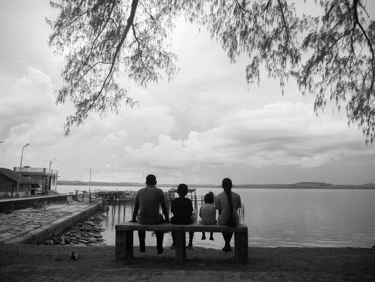 What you gain and lose moving abroad with family